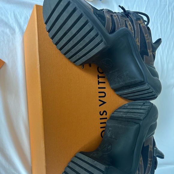 Authentic Louis Vuitton High Archlite Sneakers - Picture 3 of 10